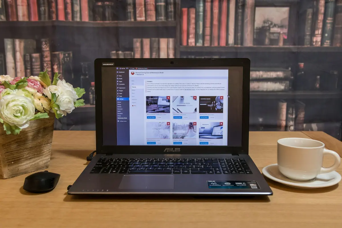 Book Travel Online 2.webp