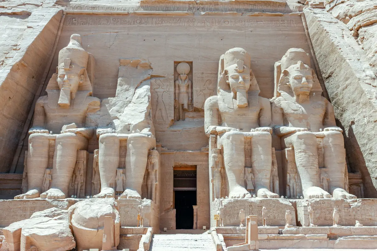 Discover Egypt: A Journey Through Time for Your Tour Clients + Basic Tour Example.
