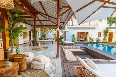 Holiday Villa Rental.webp